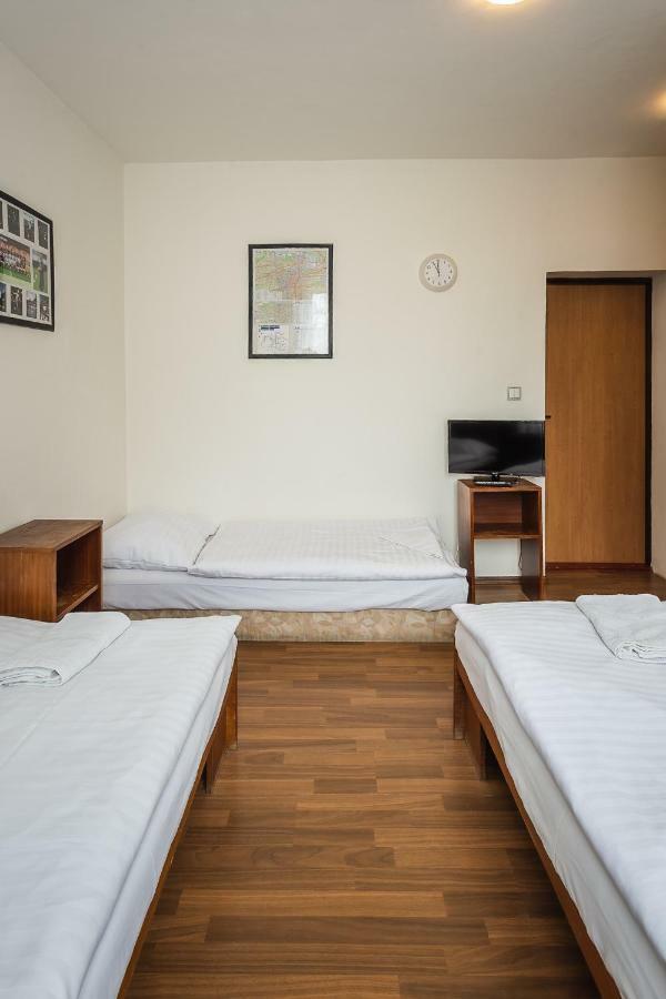 Hotel Alexander Прага Экстерьер фото